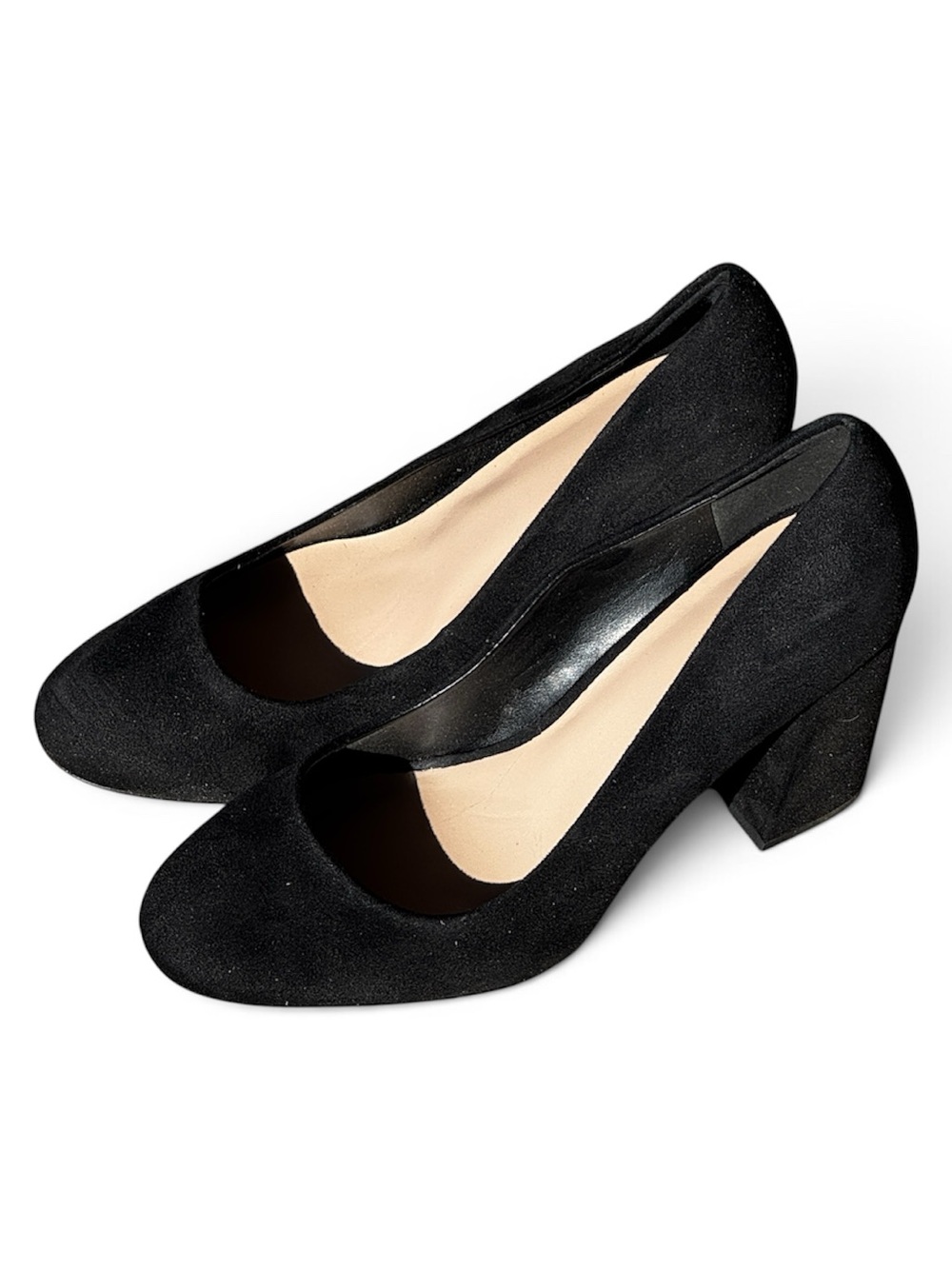 NWOB Black Suede Women's Round-Toe Heels - Sleek Everyday Pump